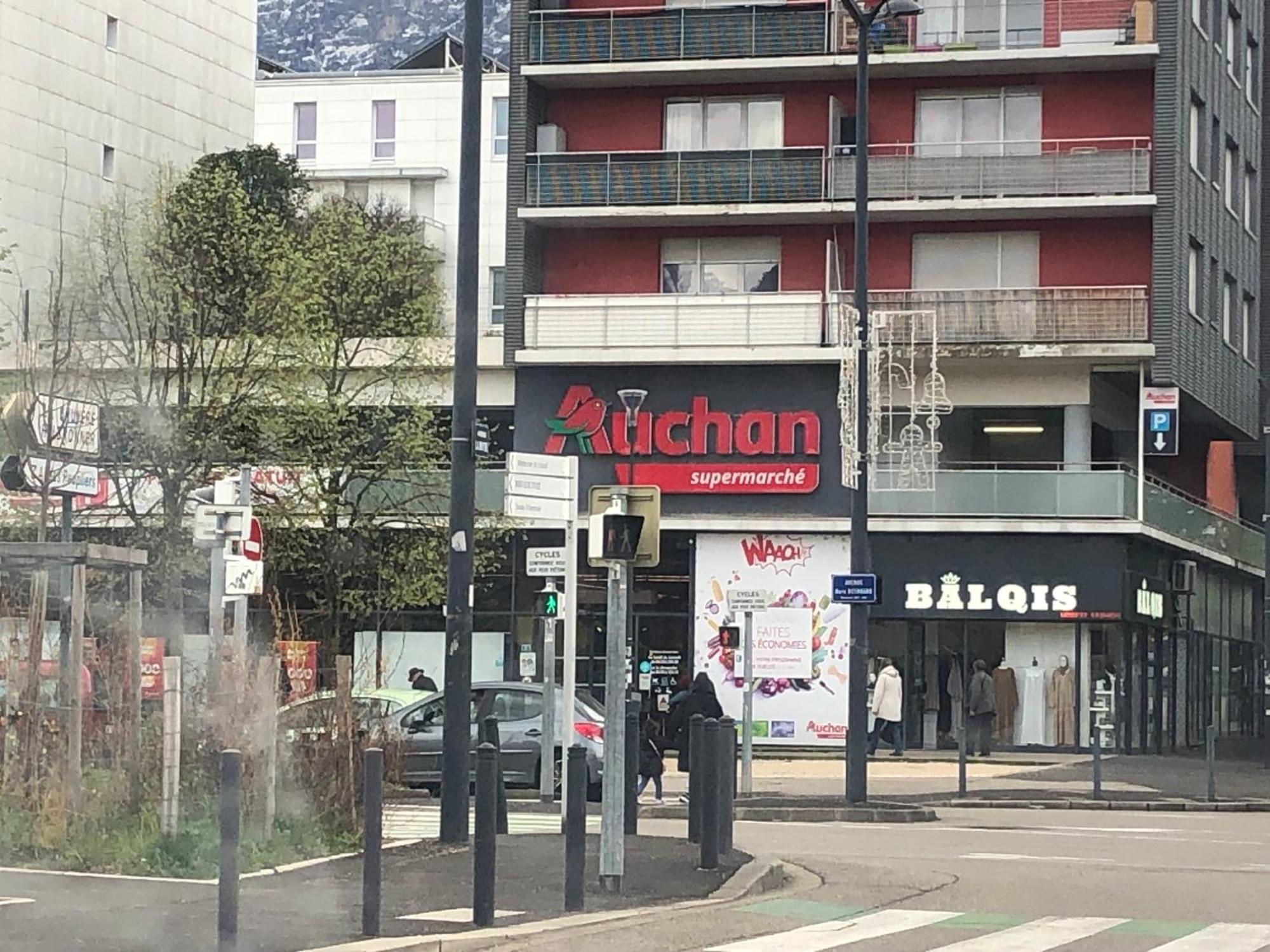 شقة Soyeux De La Bruyere/ Grenoble*Parking Gratuit المظهر الخارجي الصورة