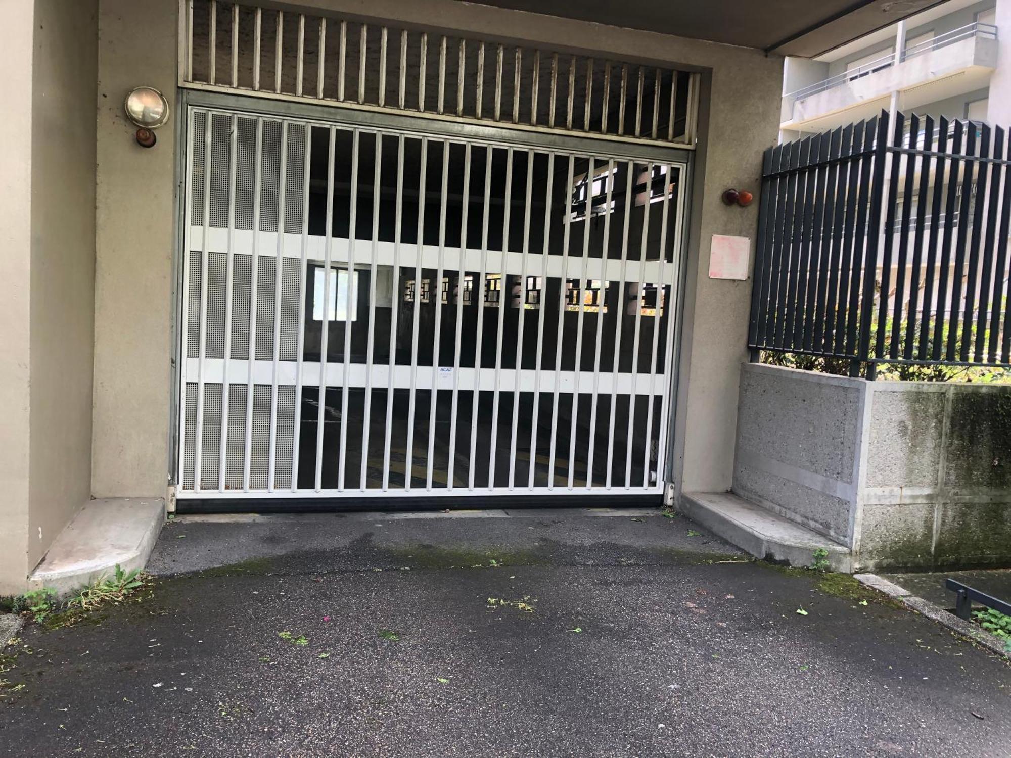 شقة Soyeux De La Bruyere/ Grenoble*Parking Gratuit المظهر الخارجي الصورة